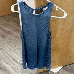 Cloth & Stone Textured Blue Tank Top